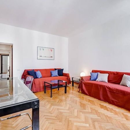 Luminous Apartment Few Steps From Piazza Navona Exterior photo