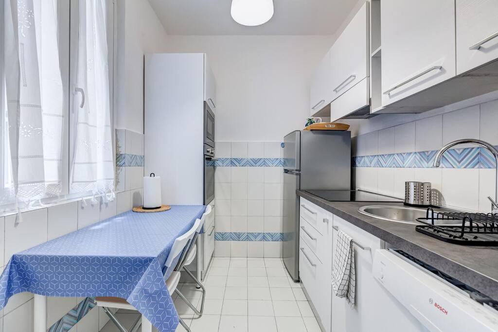 Luminous Apartment Few Steps From Piazza Navona Exterior photo