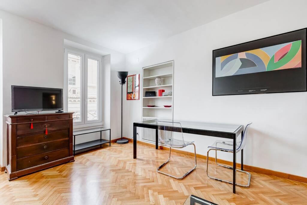 Luminous Apartment Few Steps From Piazza Navona Exterior photo